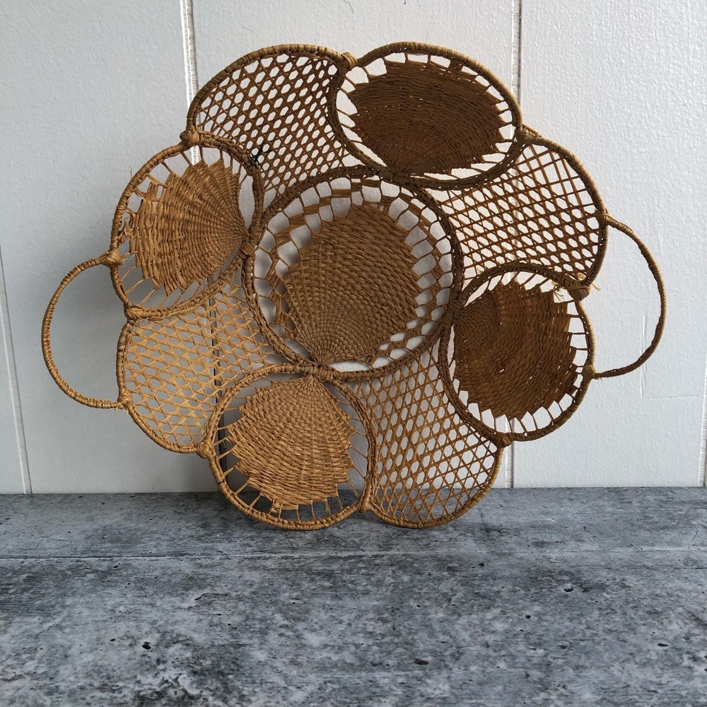 Victorian Ornate Woven Wicker Basket - Picture 5 of 5